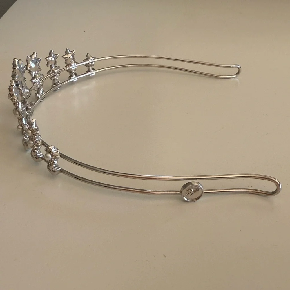 Swarovski Tiara - Picture 3 of 4